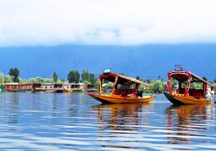 Scenic Kashmir Tour from Chandigarh